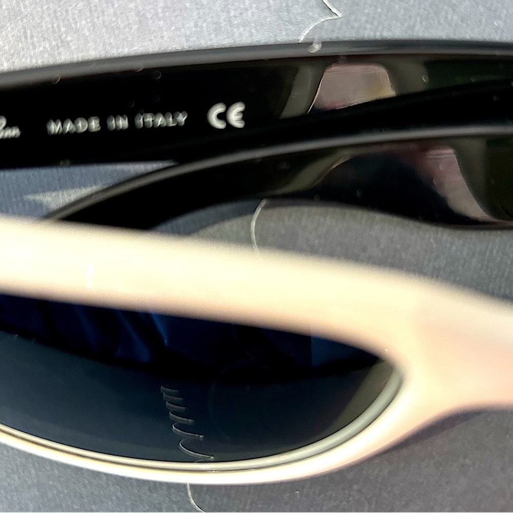 Ray Ban Black and White Wayfarer Sunglasses Mirrored Lenses Made in Italy